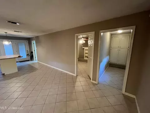 Entry Way - 506 E Liberty St, Osyka, MS 39657 photo 2 of 3