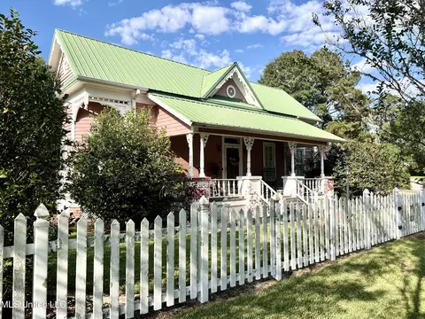 709 Liberty White Rd, Liberty, MS 39645
