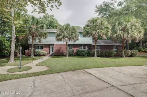5506 Kendall Ave, Gulfport, MS 39507