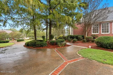 Exterior - 101 Bristol Ct, Madison, MS 39110 photo 12 of 23