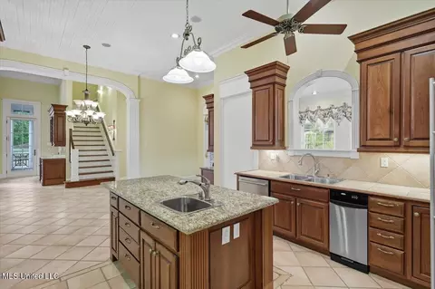 Kitchen - 101 Bristol Ct, Madison, MS 39110 photo 1 of 5