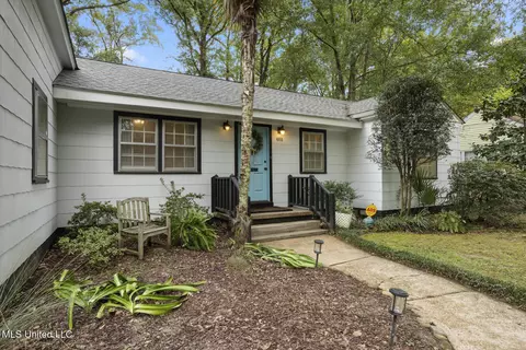 4058 Robin Dr, Jackson, MS 39206 photo 3