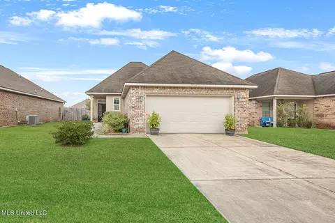 15036 Baylor Ave, Gulfport, MS 39503