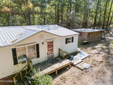 Exterior - 62 Carlisle Rd, Sarah, MS 38665 photo 3 of 4