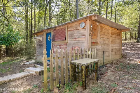 Exterior - 62 Carlisle Rd, Sarah, MS 38665 photo 2 of 4