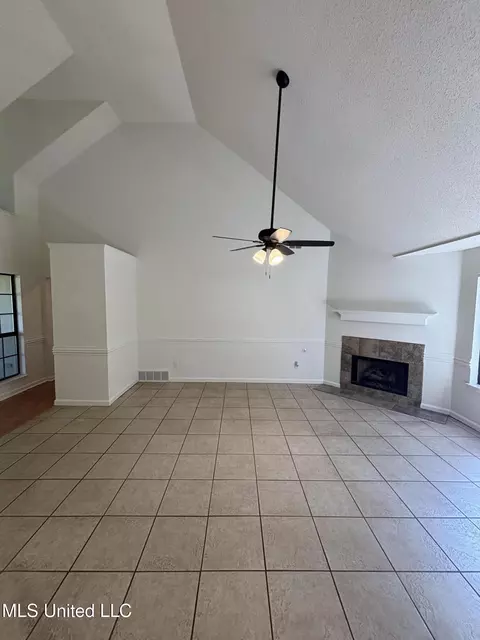 7465 Broken Hickory Dr, Walls, MS 38680 photo 10