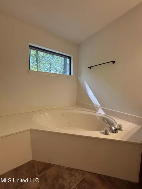 7465 Broken Hickory Dr, Walls, MS 38680 photo 22