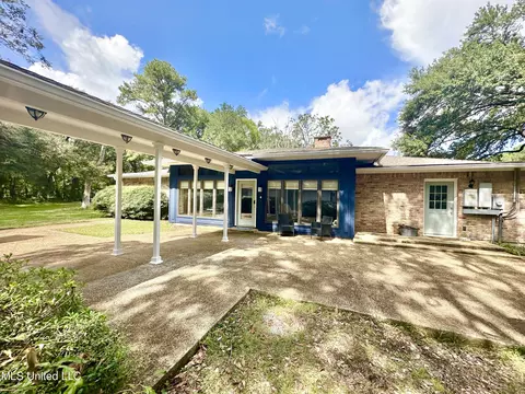 Exterior - 6001 Wooded Acres Rd, Vancleave, MS 39565 photo 3 of 8