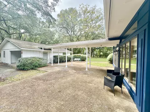 Exterior - 6001 Wooded Acres Rd, Vancleave, MS 39565 photo 4 of 8