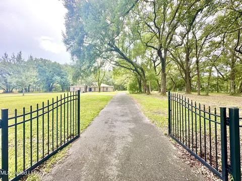 Other - 6001 Wooded Acres Rd, Vancleave, MS 39565 photo 6 of 21