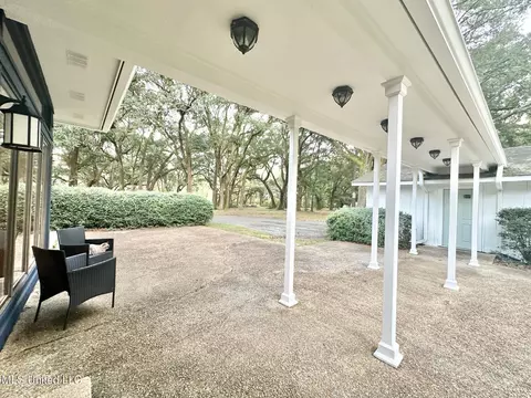 Exterior - 6001 Wooded Acres Rd, Vancleave, MS 39565 photo 2 of 8