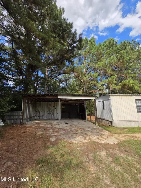 2735 SEast Lincoln Rd, Brookhaven, MS 39601 photo 4