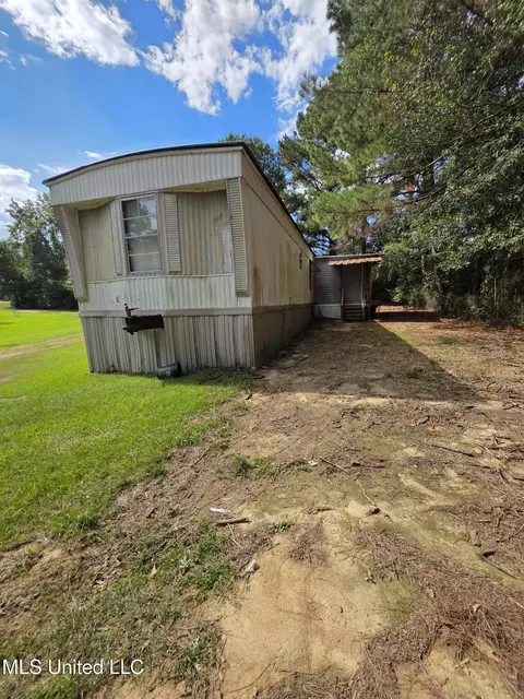 2735 SEast Lincoln Rd, Brookhaven, MS 39601 photo 3