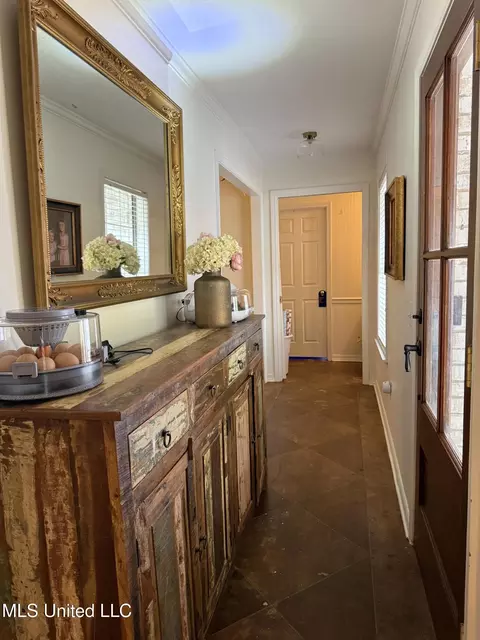 Entry Way - 163 Deer Run, Magee, MS 39111 photo 1 of 5