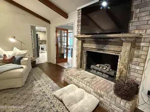 Living - 163 Deer Run, Magee, MS 39111 photo 5 of 7