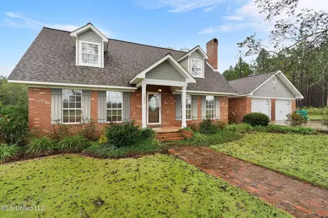 Exterior - 1227 SE Lambert Ln, Brookhaven, MS 39601 photo 6 of 11