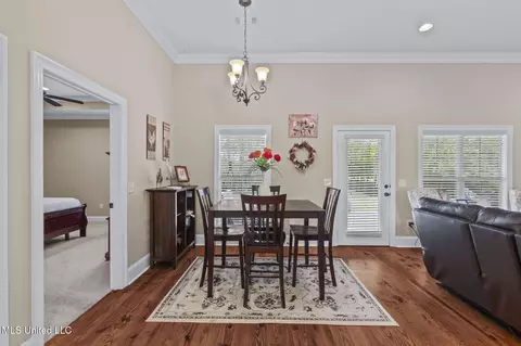 Dining - 177 Fieldstone Ln, Madison, MS 39110 photo 1 of 3