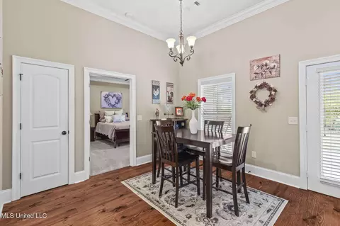 Dining - 177 Fieldstone Ln, Madison, MS 39110 photo 2 of 3