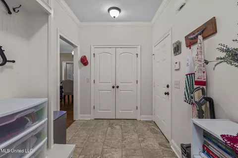 Entry Way - 177 Fieldstone Ln, Madison, MS 39110 photo 4 of 7