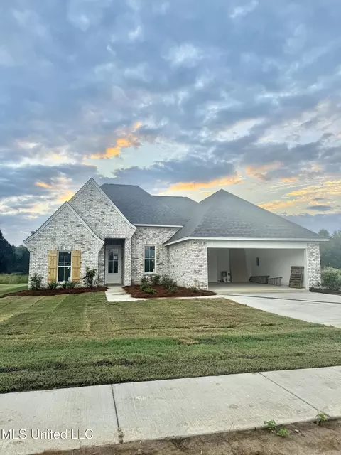 444 Baleigh Way, Canton, MS 39046