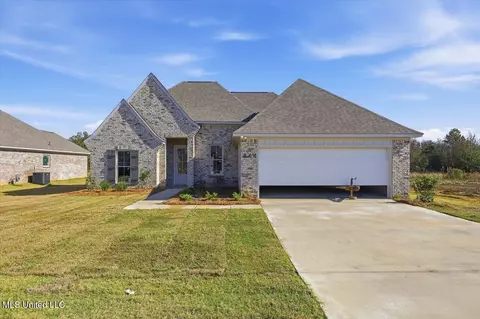 444 Baleigh Way, Canton, MS 39046