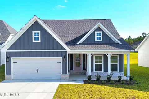 7983 Buttonbush Rd, Biloxi, MS 39532