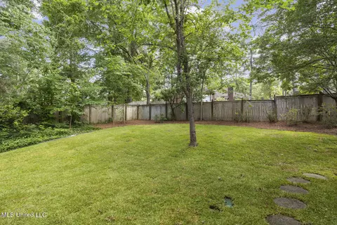 Exterior - 279 Bayview Dr, Madison, MS 39110 photo 11 of 13
