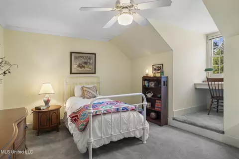 Bedroom - 279 Bayview Dr, Madison, MS 39110 photo 4 of 4