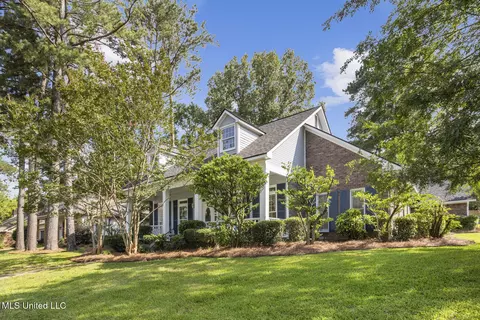 Exterior - 279 Bayview Dr, Madison, MS 39110 photo 1 of 13