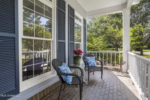 Exterior - 279 Bayview Dr, Madison, MS 39110 photo 4 of 13