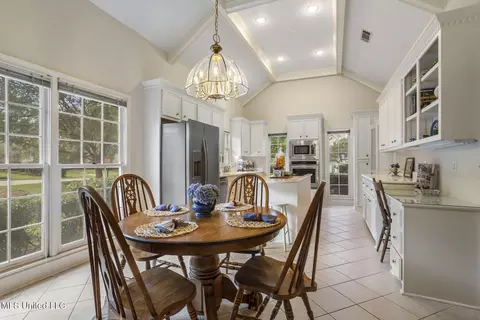 Dining - 279 Bayview Dr, Madison, MS 39110 photo 1 of 2