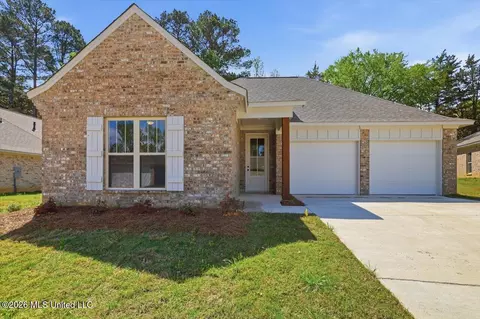 408 Hyde Park Cv, Brandon, MS 39042