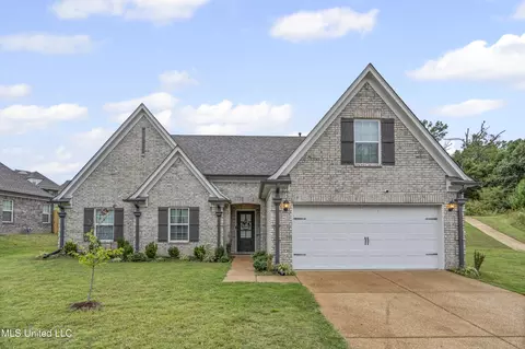 155 Magnolia Heights Dr, Hernando, MS 38632