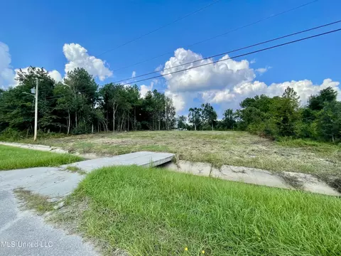Terrace Avenue, Waveland, MS 39576