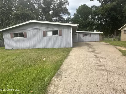 364 Bounds St, Jackson, MS 39206 photo 1