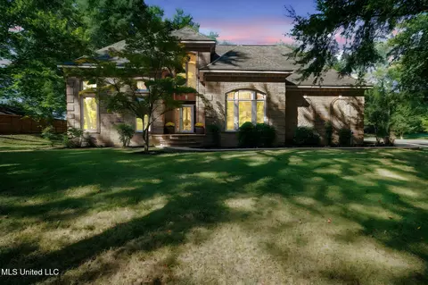 9115 Valley Grove Ln, Southaven, MS 38672