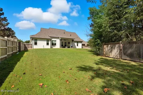 Exterior - 707 S Chickasaw Dr, Flowood, MS 39232 photo 5 of 6