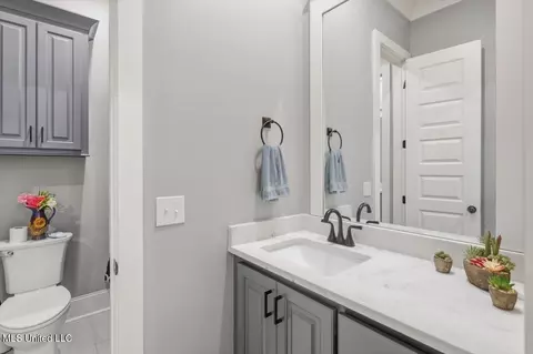 Bath - 707 S Chickasaw Dr, Flowood, MS 39232 photo 5 of 6