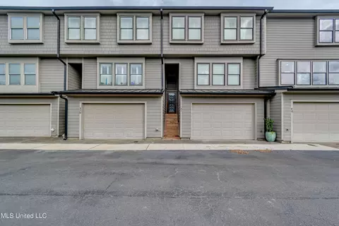 41 Breakers Ln, Ridgeland, MS 39157