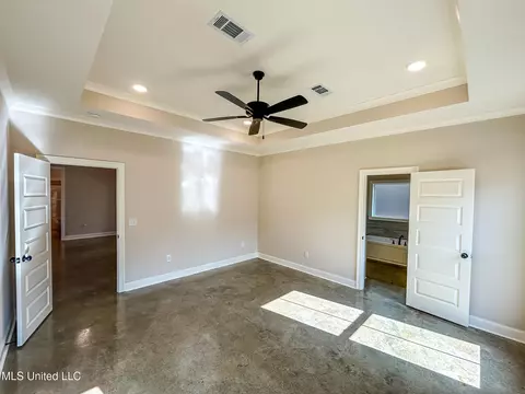 Bedroom - 949 Riverside Ln, Pearl, MS 39208 photo 2 of 6