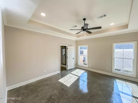 Bedroom - 949 Riverside Ln, Pearl, MS 39208 photo 1 of 6