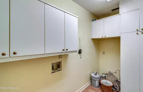 Other - 11 S Crownpointe Dr, Jackson, MS 39211 photo 4 of 12