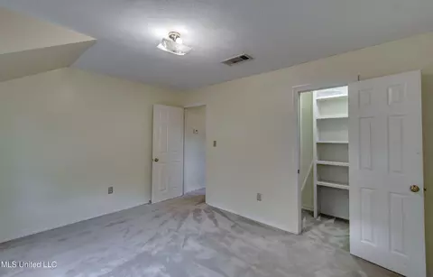 Bedroom - 11 S Crownpointe Dr, Jackson, MS 39211 photo 14 of 15