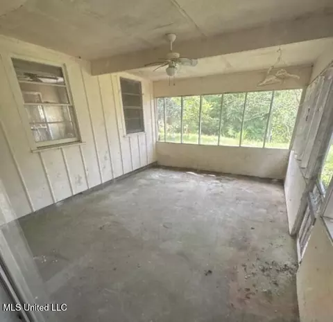 Exterior - 9733 Mount Moriah Rd, Edwards, MS 39066 photo 1 of 3