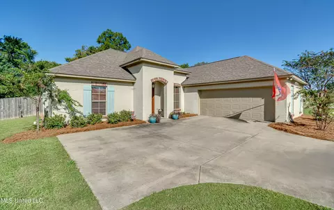 117 Rhodes Ln, Canton, MS 39046