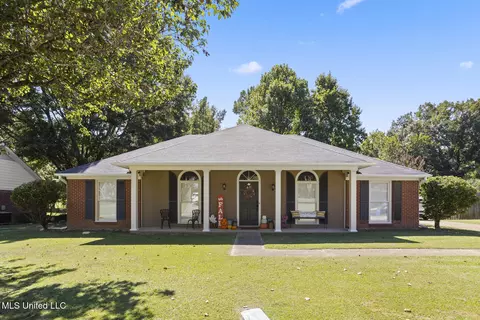 163 Azalea Cir, Madison, MS 39110