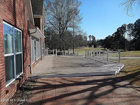 Exterior - 139 Sunflower Rd, Madison, MS 39110 photo 7 of 9