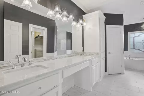 Bath - 139 Sunflower Rd, Madison, MS 39110 photo 2 of 6