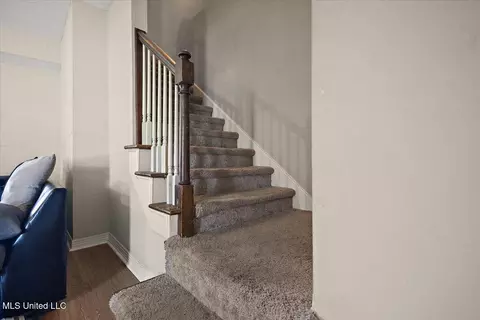 Entry Way - 1101 1102 Jamestown Way #1 & 2, Jackson, MS 39211 photo 3 of 3