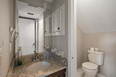Bath - 1101 1102 Jamestown Way #1 & 2, Jackson, MS 39211 photo 3 of 3